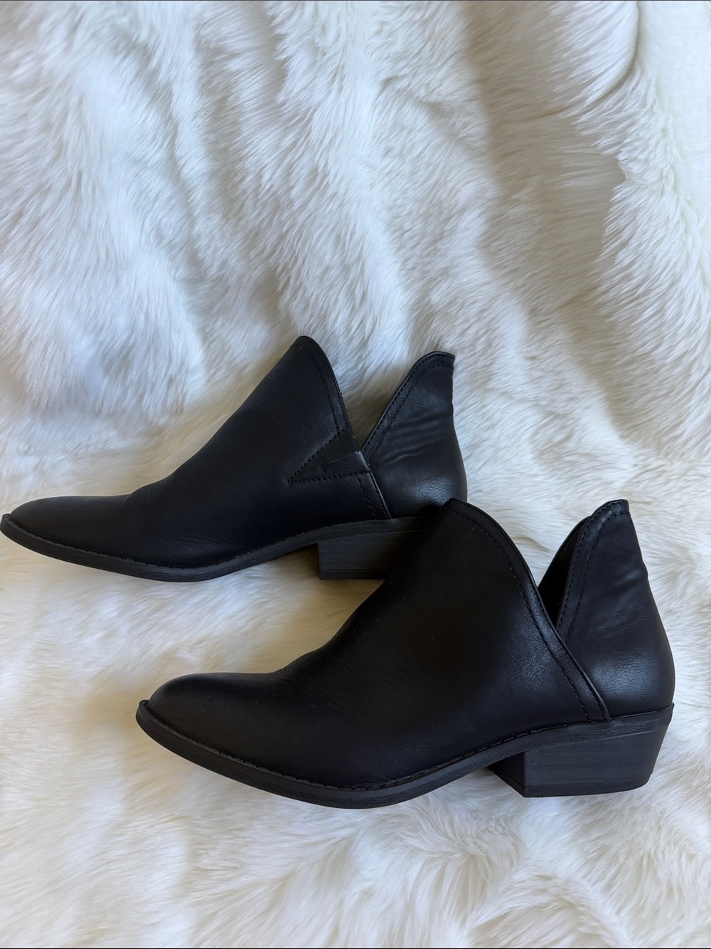 Universal Thread Ankle Boots
